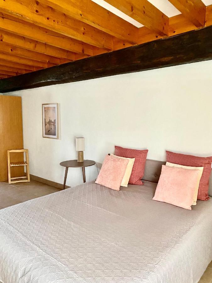 Domaine Du Cellier De La Couronne Bed & Breakfast Sézanne Dış mekan fotoğraf