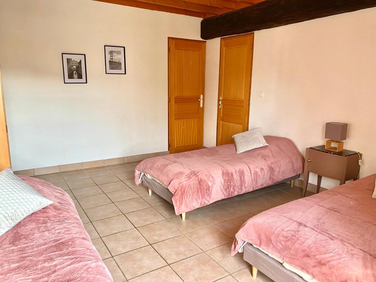 Domaine Du Cellier De La Couronne Bed & Breakfast Sézanne Dış mekan fotoğraf