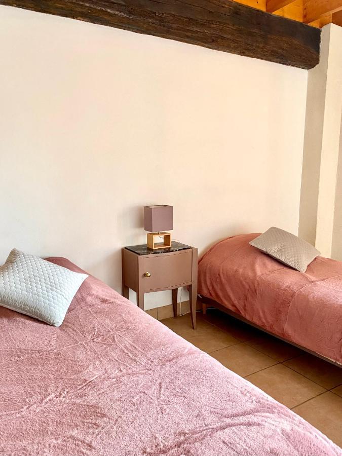 Domaine Du Cellier De La Couronne Bed & Breakfast Sézanne Dış mekan fotoğraf