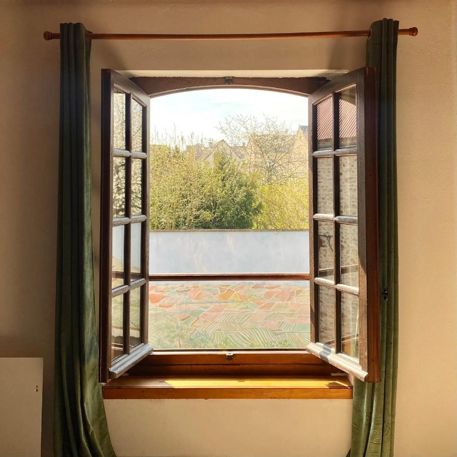 Domaine Du Cellier De La Couronne Bed & Breakfast Sézanne Dış mekan fotoğraf