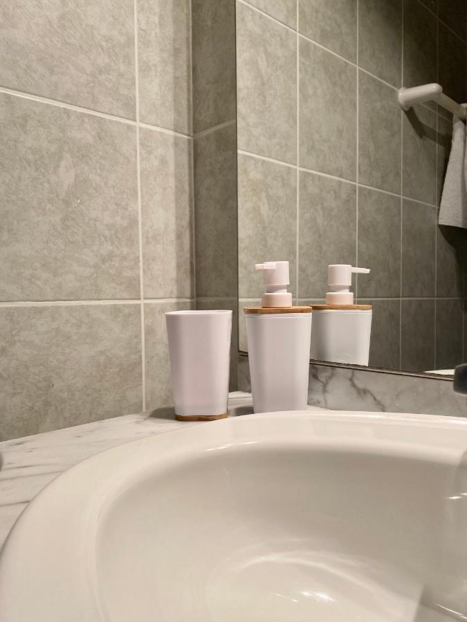 Domaine Du Cellier De La Couronne Bed & Breakfast Sézanne Dış mekan fotoğraf