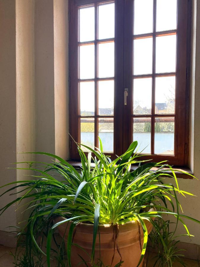 Domaine Du Cellier De La Couronne Bed & Breakfast Sézanne Dış mekan fotoğraf