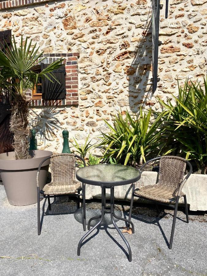 Domaine Du Cellier De La Couronne Bed & Breakfast Sézanne Dış mekan fotoğraf
