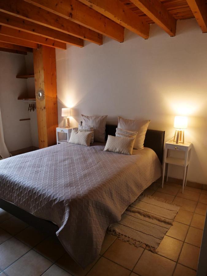 Domaine Du Cellier De La Couronne Bed & Breakfast Sézanne Dış mekan fotoğraf