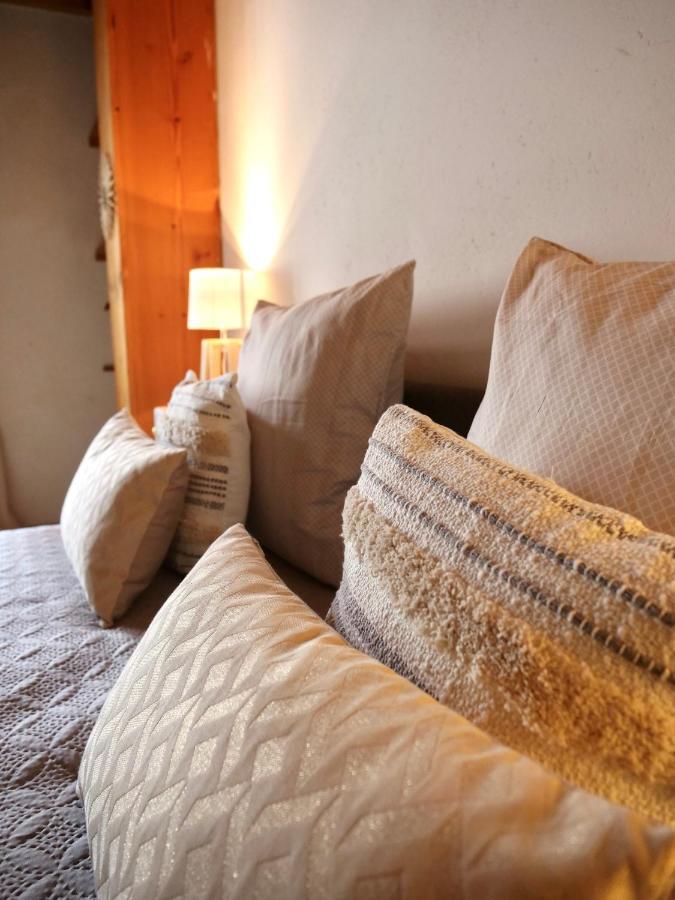 Domaine Du Cellier De La Couronne Bed & Breakfast Sézanne Dış mekan fotoğraf